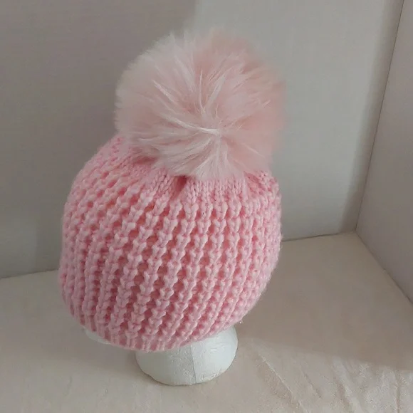 Kyi Kyi Canada Classic Faux Fur Pompom Beanie Kyi Kyi Knitted Women main image 3
